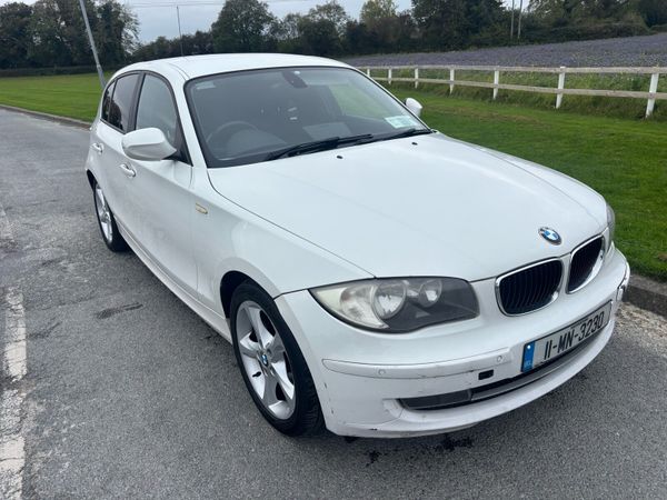 BMW 1-Series Hatchback, Diesel, 2011, White