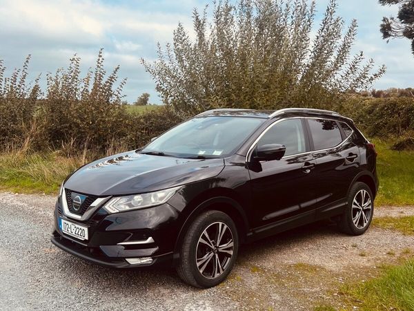 Nissan Qashqai SUV, Diesel, 2017, Black