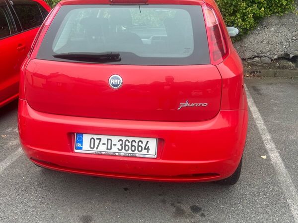 Fiat Punto Hatchback, Petrol, 2007, Red