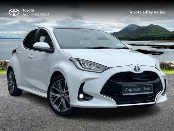 Toyota Yaris Hatchback, Petrol Hybrid, 2023, White