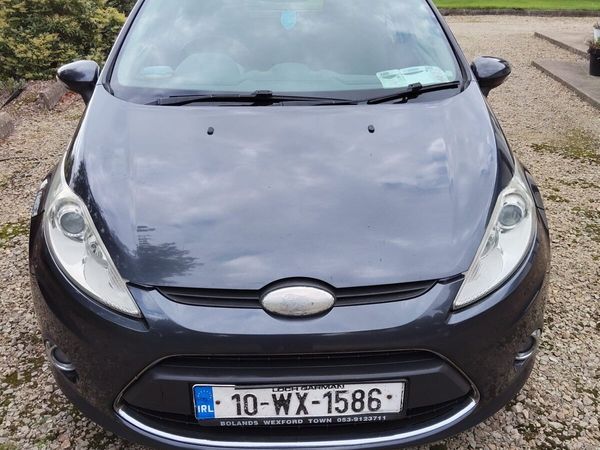 Ford Fiesta Hatchback, Diesel, 2010, Grey