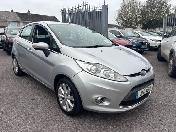 Ford Fiesta Hatchback, Diesel, 2010, Silver