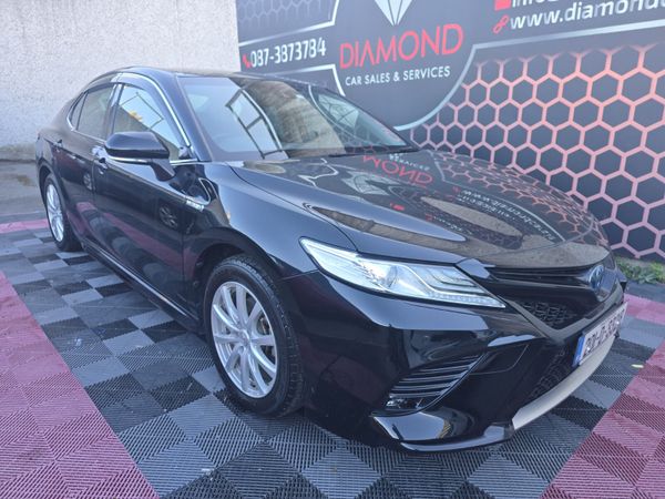Toyota Camry Saloon, Petrol Hybrid, 2020, Black