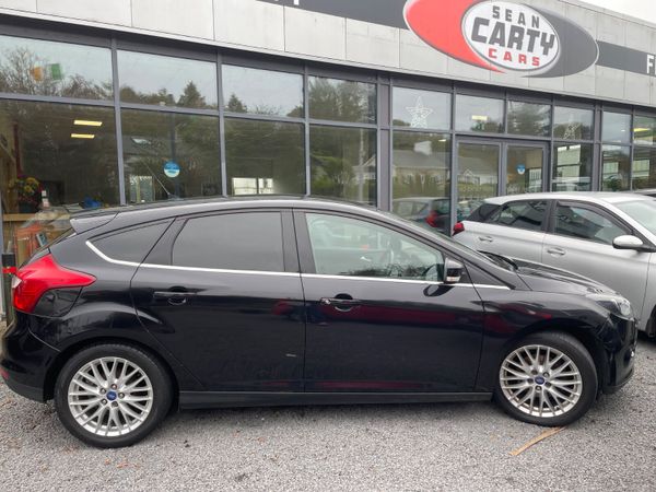 Ford Focus Hatchback, Diesel, 2014, Black