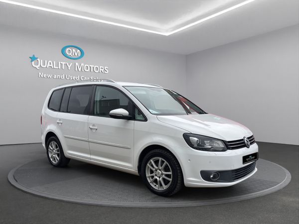 Volkswagen Touran MPV, Petrol, 2015, Silver