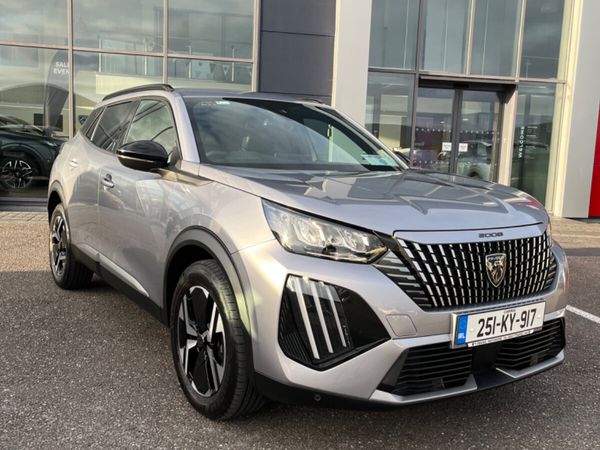 Peugeot 2008 MPV, Petrol, 2025, Grey