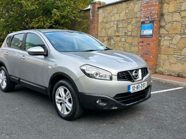 Nissan Qashqai Hatchback, Diesel, 2012, Silver