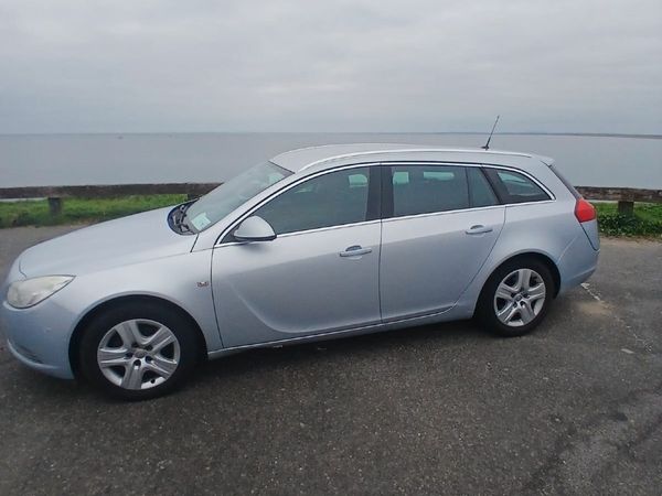 Vauxhall Insignia Estate, Diesel, 2012, Silver
