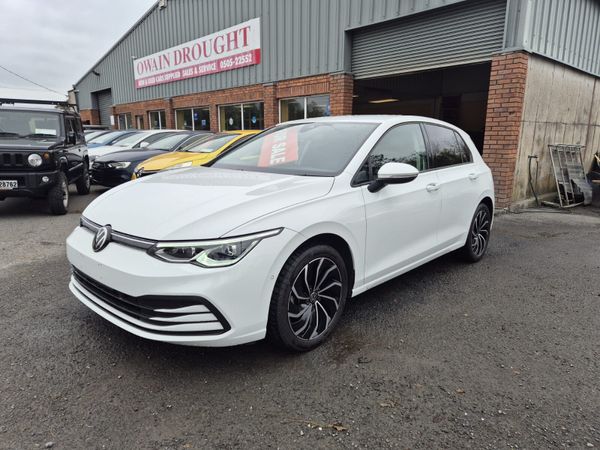 Volkswagen Golf Hatchback, Diesel, 2022, White