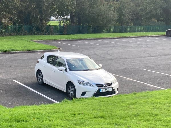 Lexus CT Hatchback, Petrol Hybrid, 2015, White