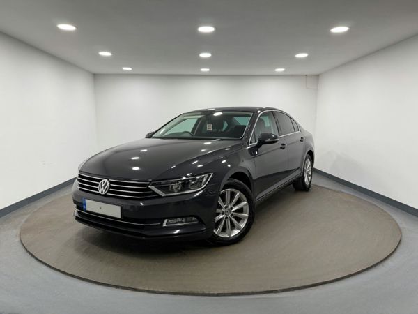 Volkswagen Passat Saloon, Diesel, 2017, Grey