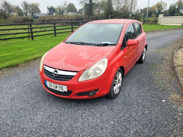 Opel Corsa Hatchback, Diesel, 2007, Red