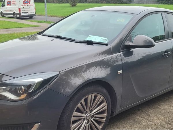 Opel Insignia Hatchback, Diesel, 2015, Grey