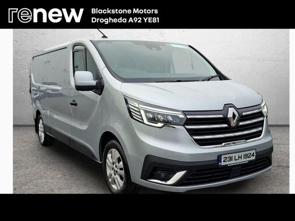 Renault Trafic MPV, Diesel, 2023, Grey