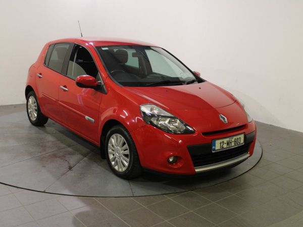 Renault Clio Hatchback, Petrol, 2012, Red