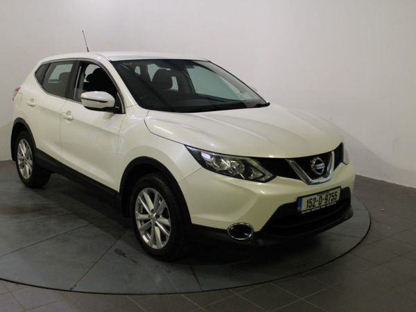 Nissan Qashqai Hatchback, Diesel, 2015, White