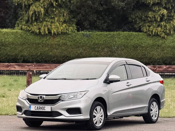 Honda Grace Saloon, Petrol, 2019, Silver