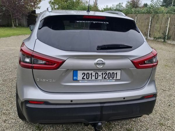 Nissan Qashqai MPV, Petrol, 2020, Grey
