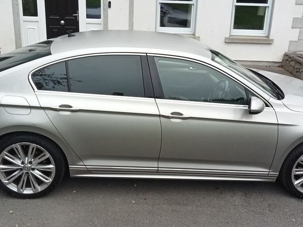 Volkswagen Passat Saloon, Diesel, 2016, Silver