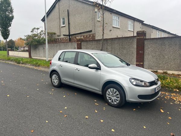 Volkswagen Golf Hatchback, Petrol, 2012, Silver
