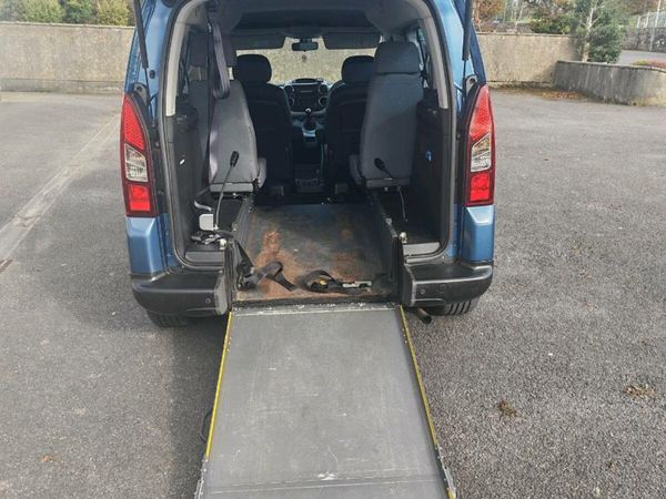 Citroen Berlingo Multispace MPV, Petrol, 2013, Blue