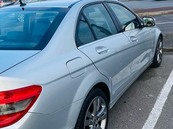 Mercedes-Benz C-Class Saloon, Petrol, 2007, Silver