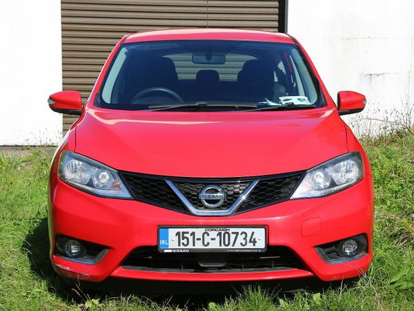 Nissan Pulsar Hatchback, Petrol, 2015, Red