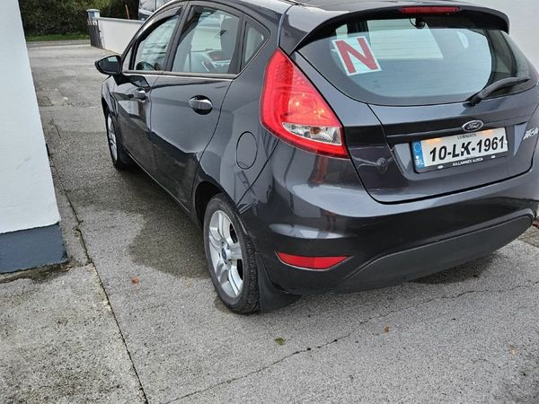 Ford Fiesta Hatchback, Petrol, 2010, Grey