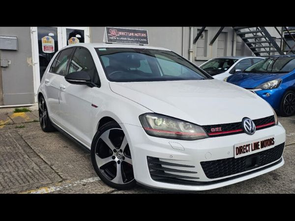 Volkswagen Golf Hatchback, Petrol, 2014, White
