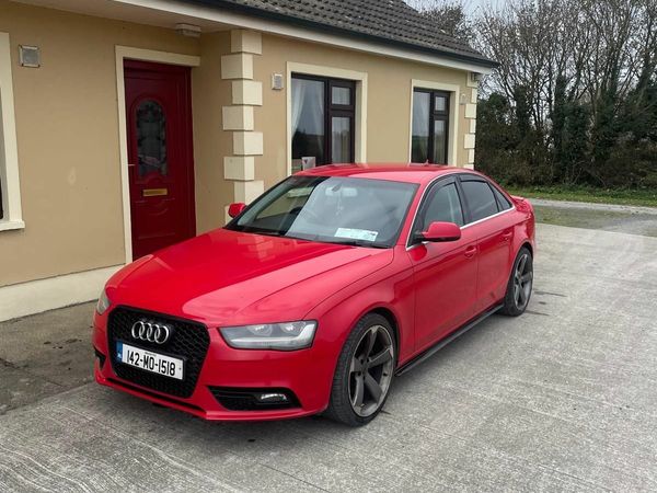 Audi A4 Saloon, Diesel, 2014, Red