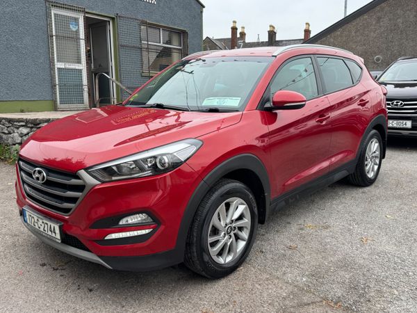 Hyundai Tucson SUV, Diesel, 2017, Red