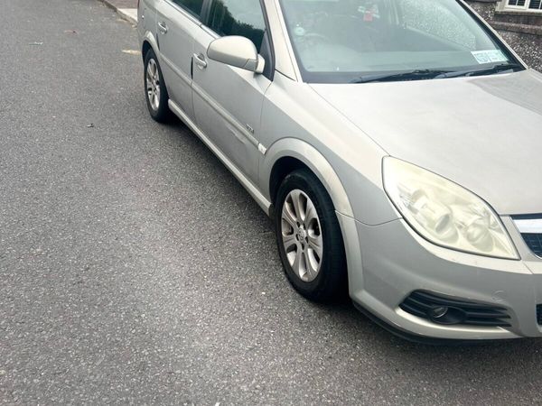 Opel Vectra Saloon, Petrol, 2008, Yellow