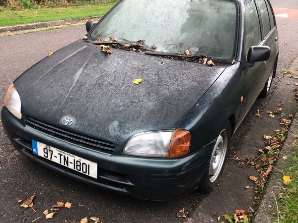 Toyota Starlet Hatchback, Petrol, 1997, Green