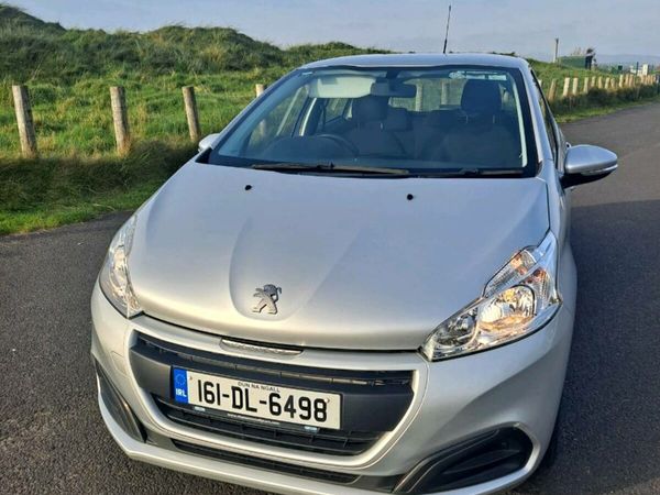 Peugeot 208 Hatchback, Diesel, 2016, Silver