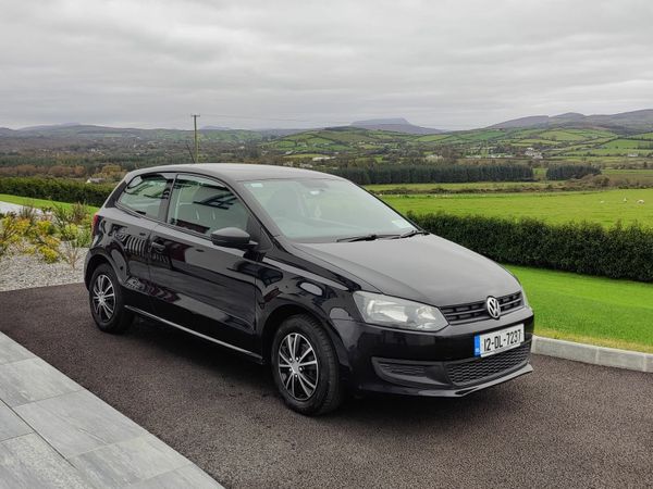 Volkswagen Polo Hatchback, Petrol, 2012, Black