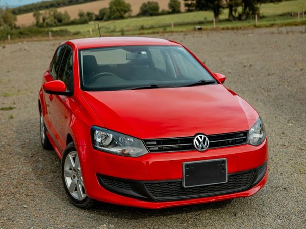 Volkswagen Polo Hatchback, Petrol, 2010, Red
