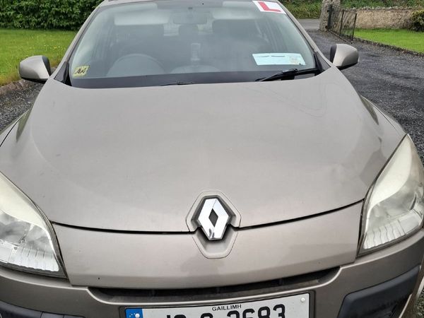 Renault Megane Estate, Diesel, 2010, Gold