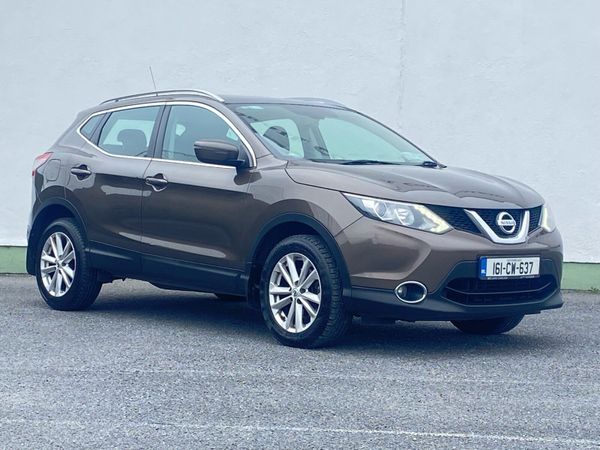 Nissan Qashqai Hatchback, Diesel, 2016, Brown