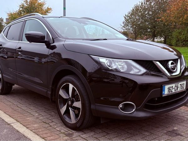 Nissan Qashqai Hatchback, Diesel, 2016, Black