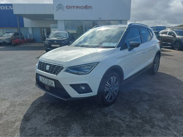 SEAT Arona Hatchback, Petrol, 2021, White