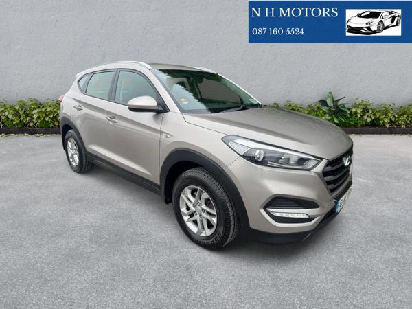 Hyundai Tucson SUV, Petrol, 2016, White