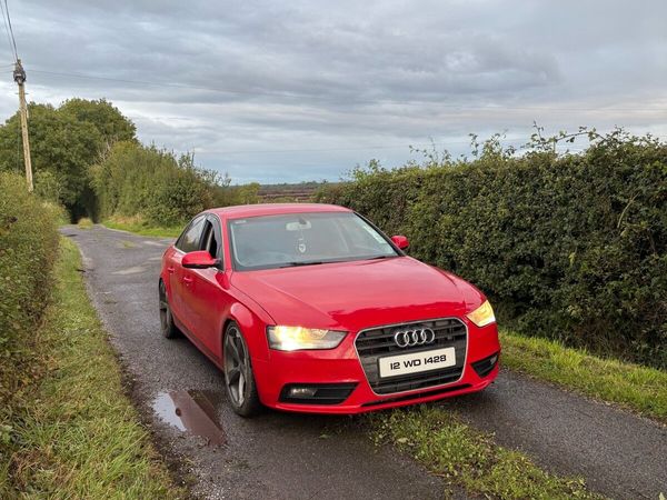 Audi A4 Saloon, Diesel, 2012, Red