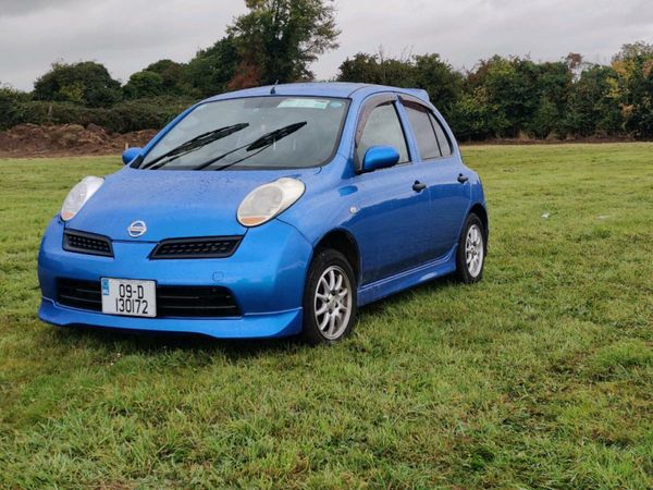 Nissan March Hatchback, Petrol, 2009, Blue