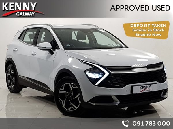 Kia Sportage MPV, Diesel Hybrid, 2023, White