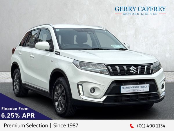 Suzuki Vitara SUV, Petrol, 2021, White