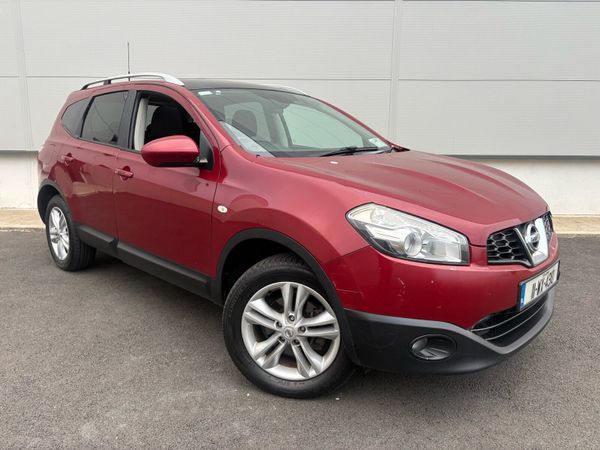 Nissan Qashqai+2 MPV, Diesel, 2011, Red