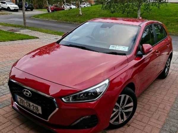 Hyundai i30 Hatchback, Petrol, 2020, Red