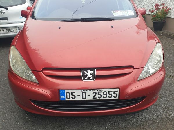 Peugeot 307 Hatchback, Petrol, 2005, Red