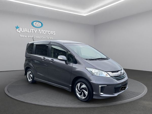 Honda Freed MPV, Petrol Hybrid, 2014, Grey