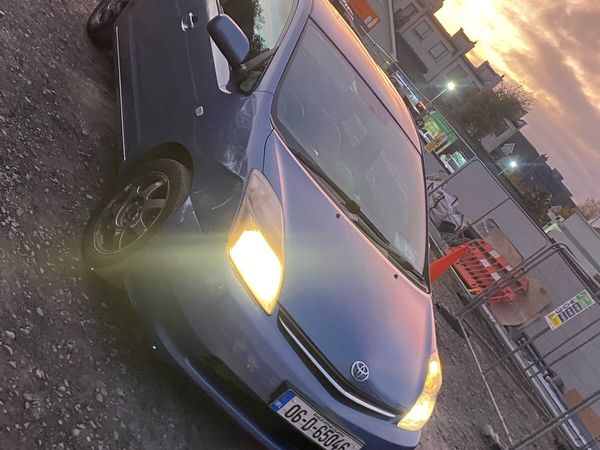 Toyota Prius Hatchback, Petrol Hybrid, 2006, Blue